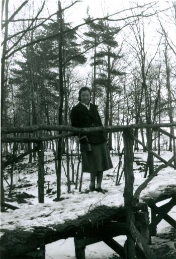 Leona Neuhaus (later Schroer) on Wishing Bridge 1939.jpg